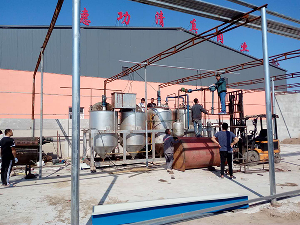 河北滄（cāng）州牛油加工（gōng）設備安裝現場（chǎng）